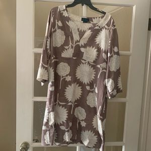 Boden  Tunic Dress . Size 18 lavender-gray and and white .